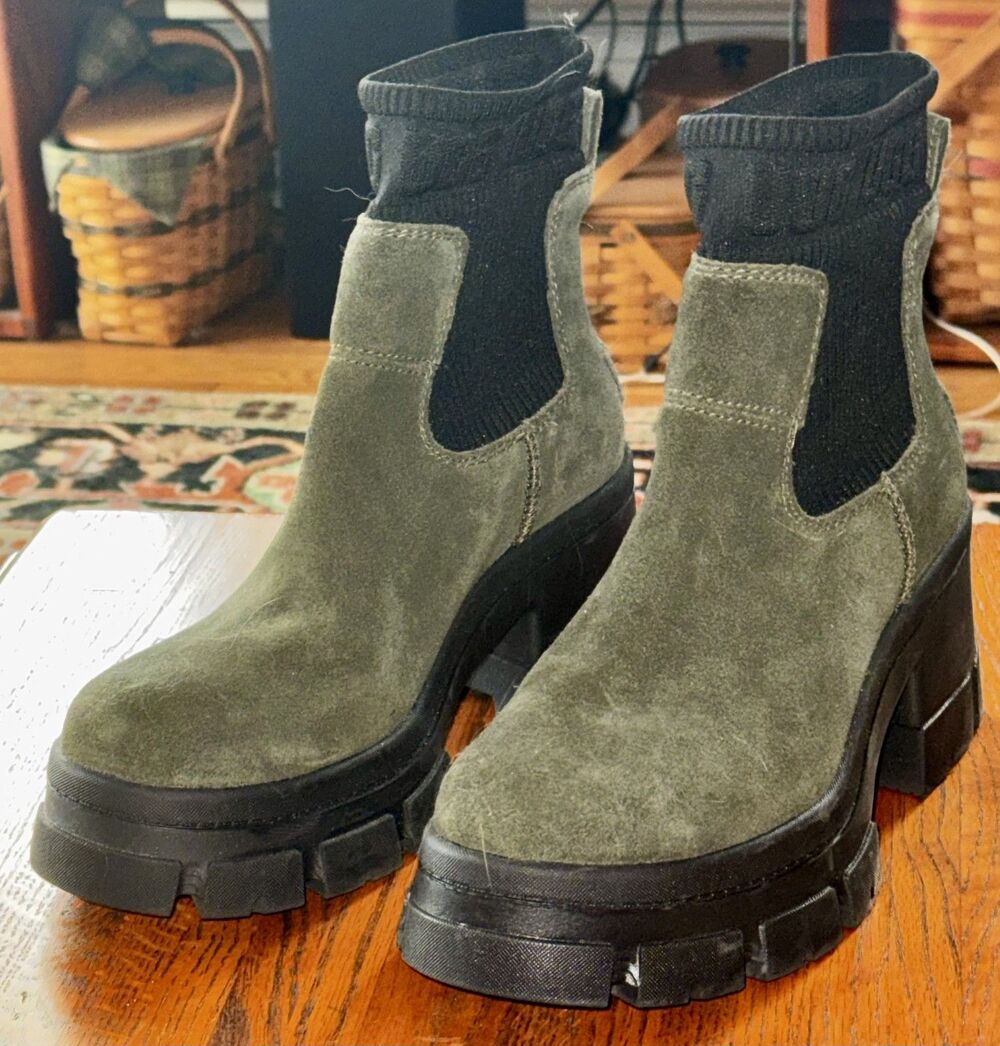 UGG BROOKLYN CHELSEA FOREST NIGHT SUEDE WATERPROOF BOOTS SIZE US 8.5M WOMEN